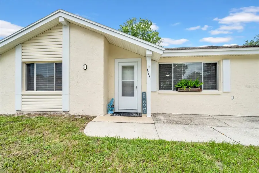 12401 Gunstock Lane, Hudson, FL 34667 - Image #2