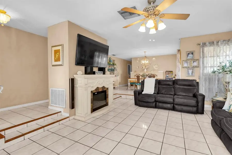 311 Bay Street, Tarpon Springs, FL 34689 - Image #3