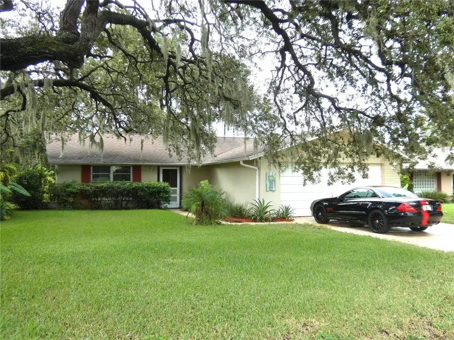 8140 San Felipe Court, Port Richey, FL 34668 - Image #3