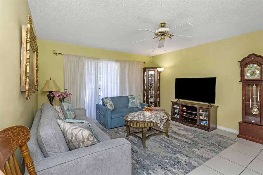 1344 Pine Ridge Circle E #D2, Tarpon Springs, FL 34688 - Image #3