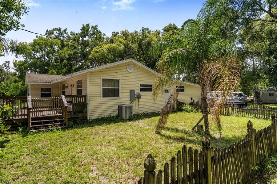 20105 Green Grass Lane, Lutz, FL 33558 - Image #2