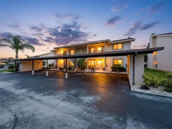 9981 Eagles Point Circle #4, PORT RICHEY, FL 34668