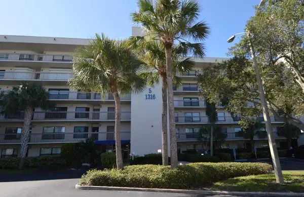 1316 Pasadena Avenue S #407, SOUTH PASADENA, FL 33707