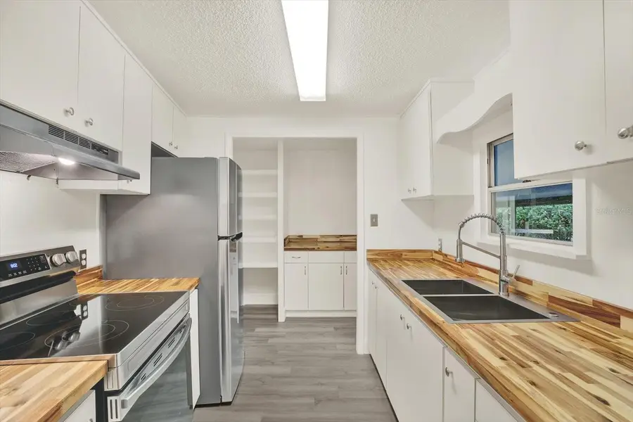 10051 Huntley Street, New Port Richey, FL 34654 - Image #2