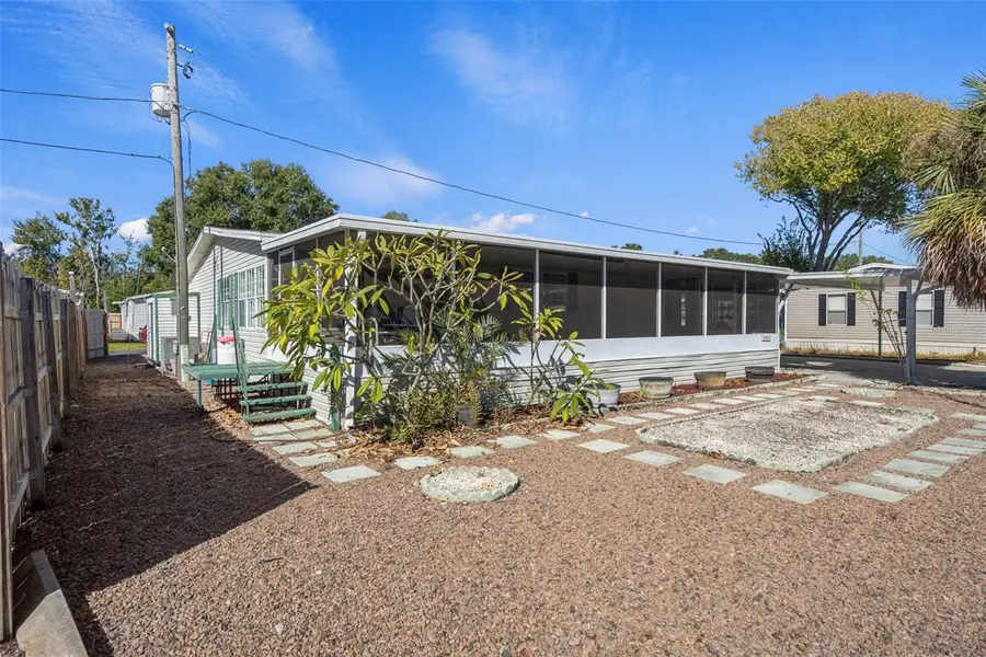 2005 Lake Linda Circle, Lutz, FL 33558 - Image #2