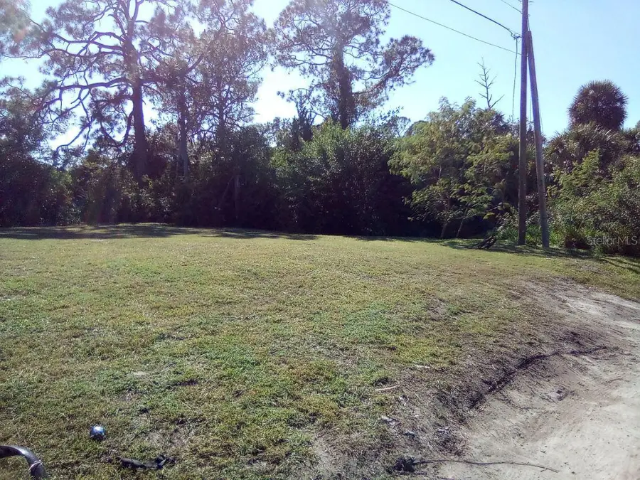 6502 Eleanor Drive, Port Richey, FL 34668 - Image #2