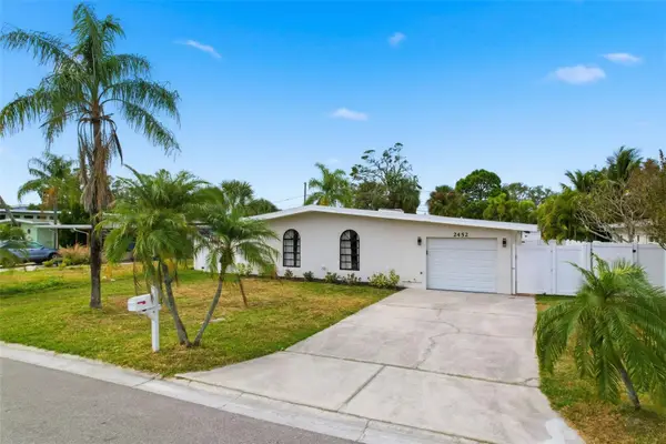 2452 Baywood Drive E, DUNEDIN, FL 34698
