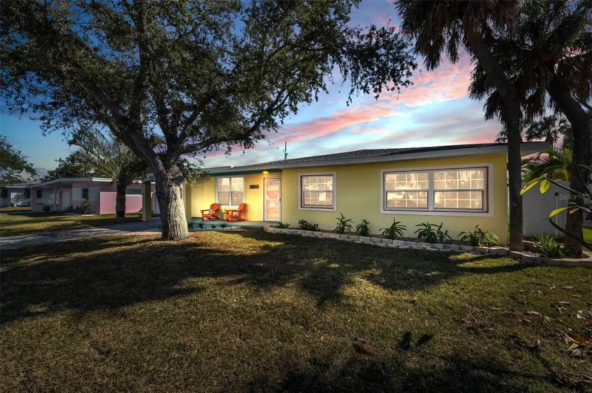 424 88th Avenue, Saint Pete Beach, FL 33706 - #1