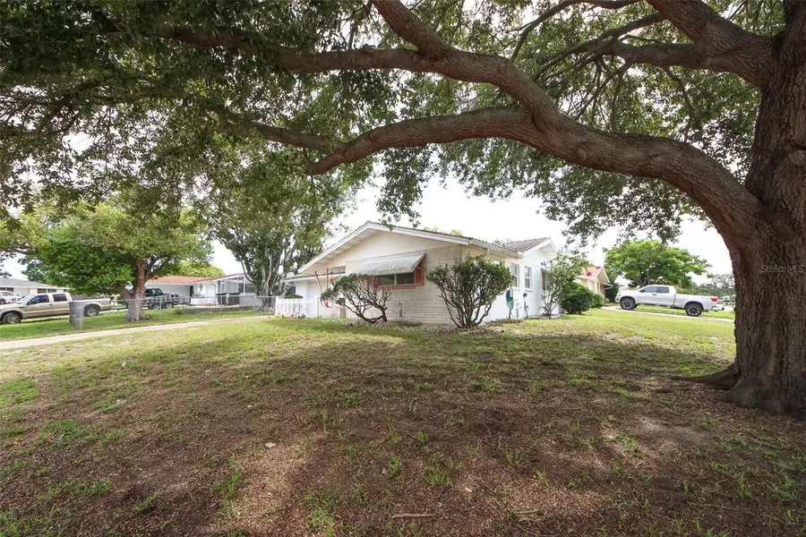 10638 Oak Hill Drive, Port Richey, FL 34668 - Image #2