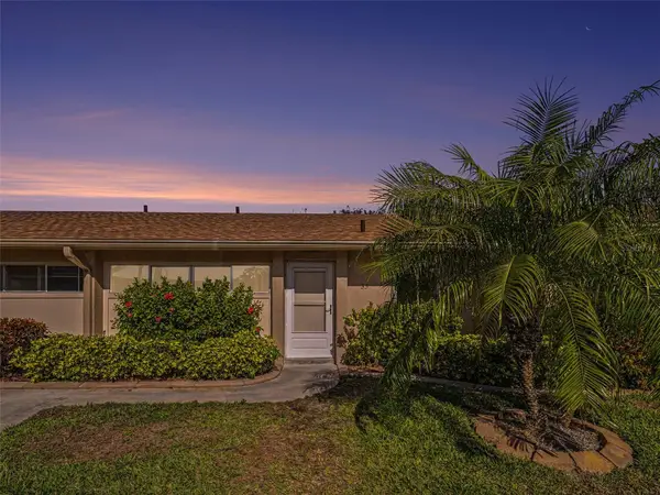 2779 Woodgate Lane #33, SARASOTA, FL 34231