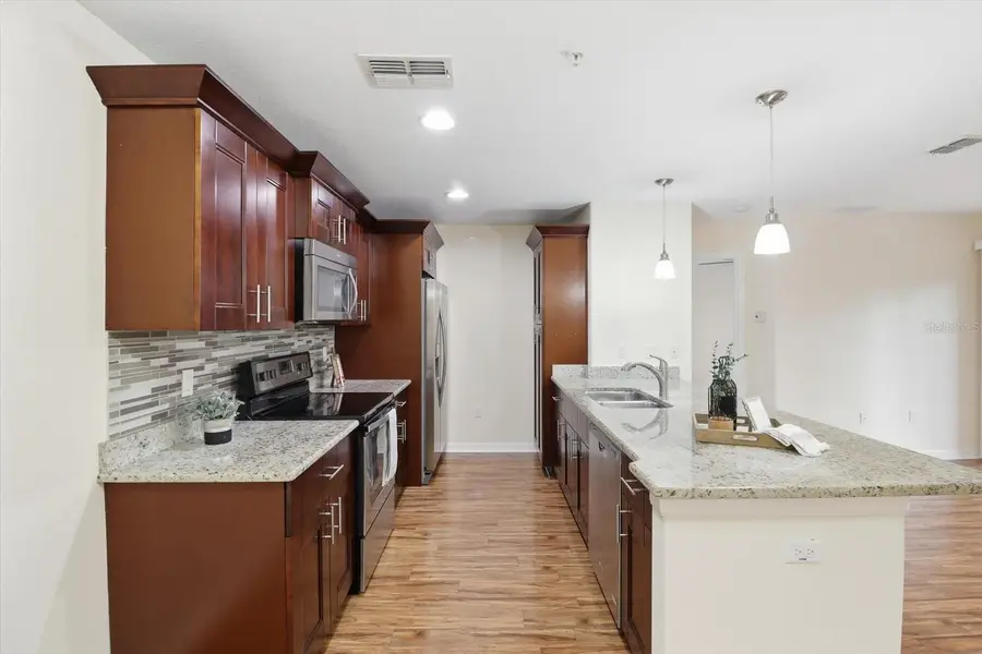 5041 Royal Palms Way #202, New Port Richey, FL 34652 - Image #2