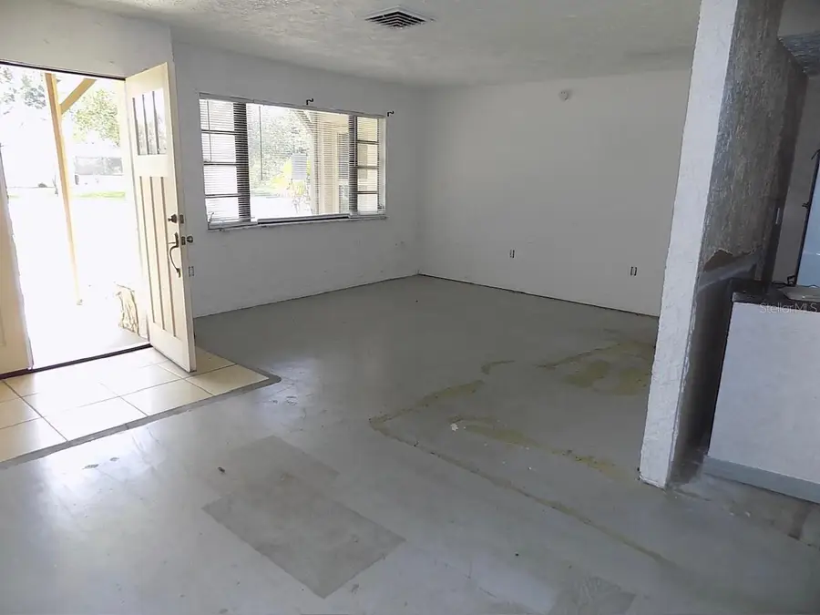 8568 Heather Boulevard, Weeki Wachee, FL 34613 - Image #3