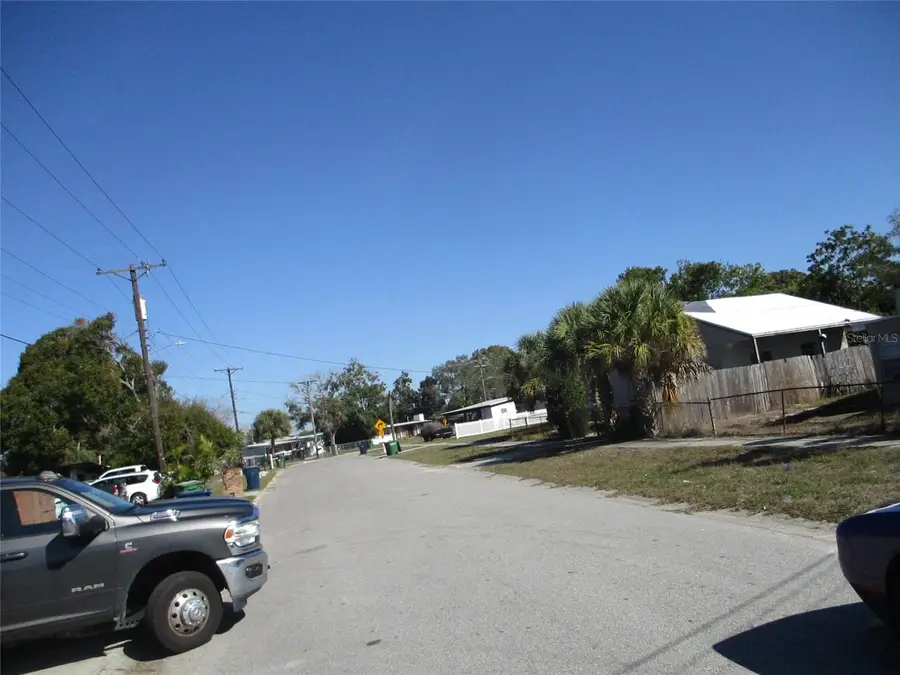5911 S Coolidge Avenue, Tampa, FL 33616 - Image #2