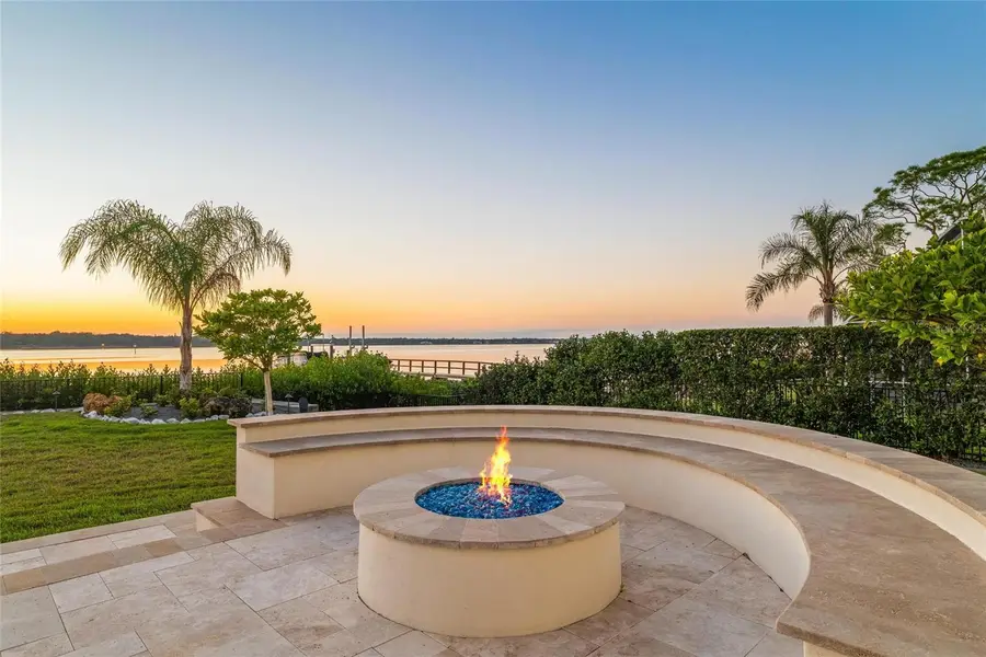 732 Shore Drive E, Oldsmar, FL 34677 - Image #2