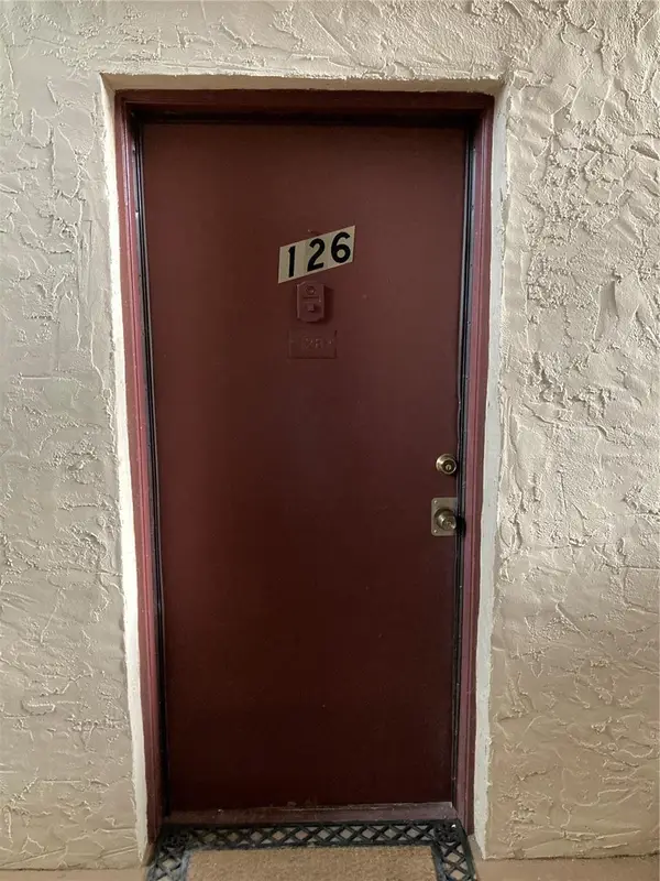 3840 N Lake Drive #126, TAMPA, FL 33614