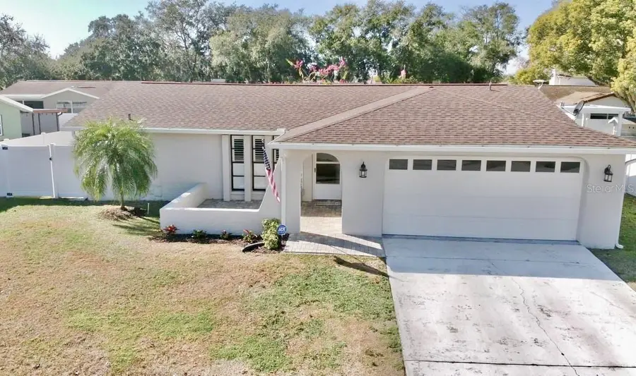 4221 Tall Oak Lane, New Port Richey, FL 34653 - Image #3