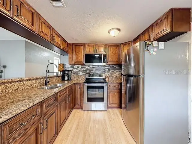 6606 West Chelsea Street, Tampa, FL 33634 - Image #3