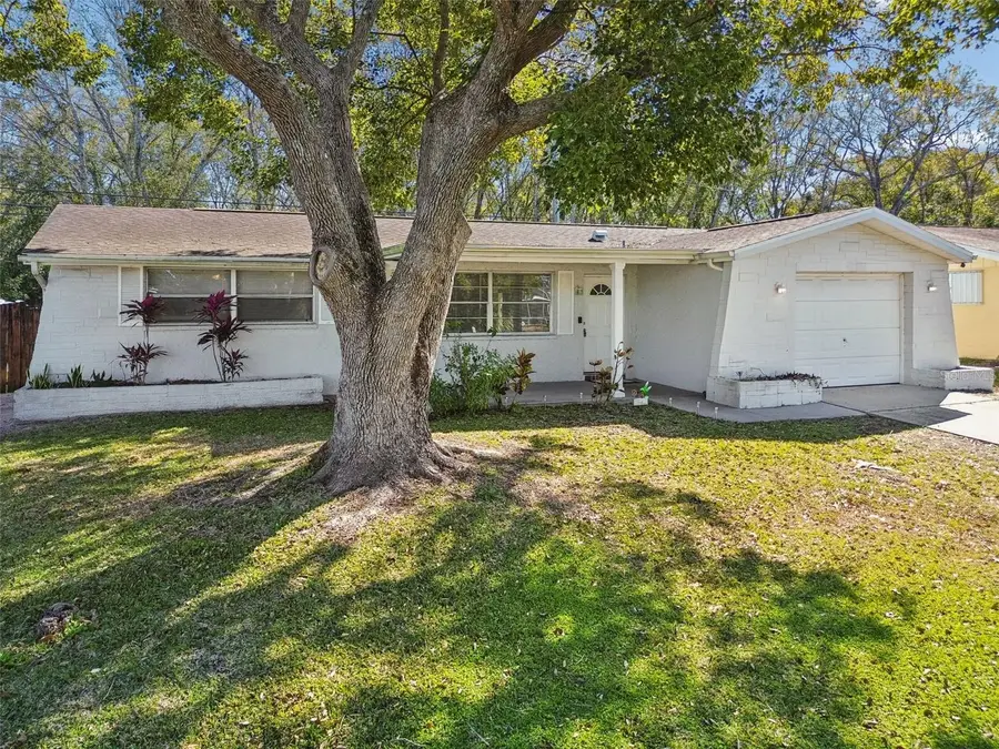 7518 Sequoia Drive, New Port Richey, FL 34653 - Image #3