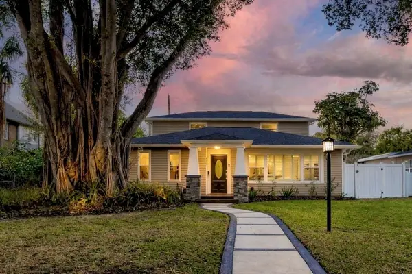 427 Villagrande Avenue S, ST PETERSBURG, FL 33707