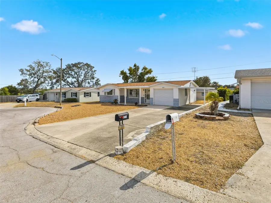 5032 Picture Avenue, Holiday, FL 34690 - Image #3