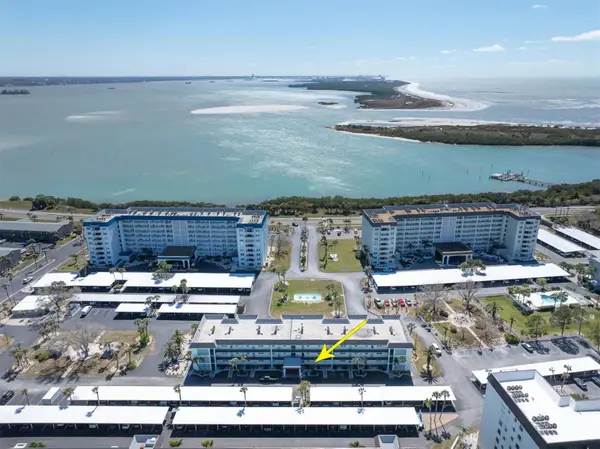 8 Glencoe Place #105, DUNEDIN, FL 34698