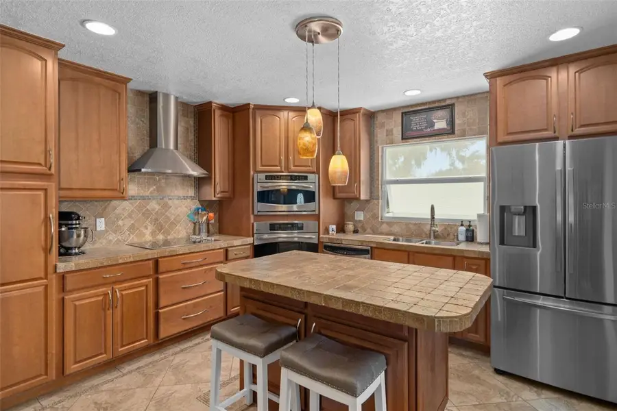 502 3rd Avenue Se, Ruskin, FL 33570 - #3