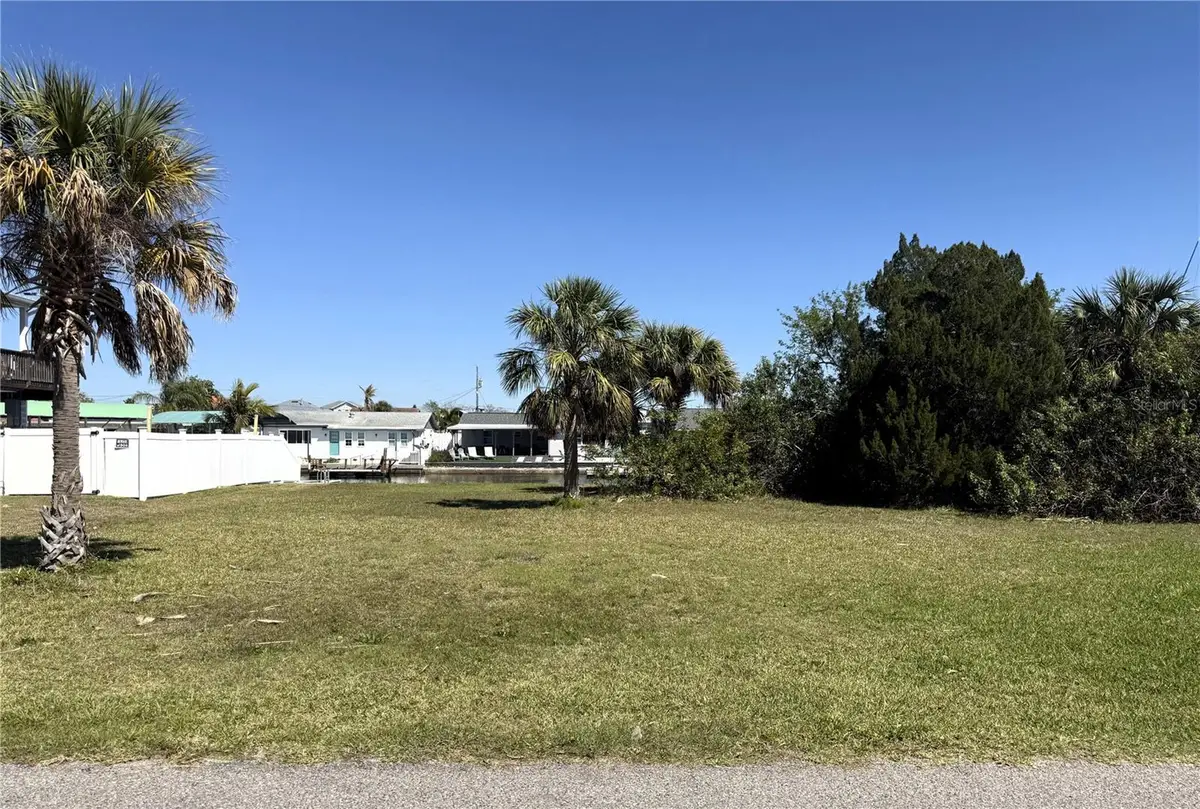 King, Hudson, FL 34667 - #1