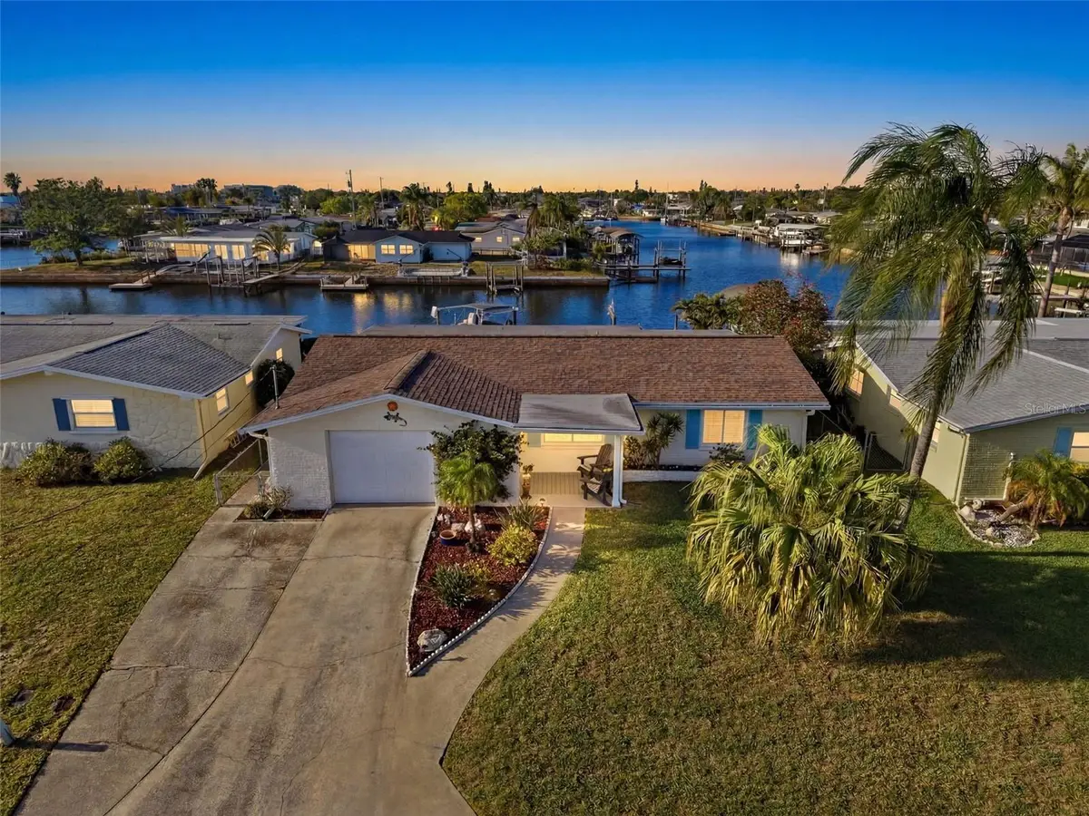 6521 Leeside Isle, Hudson, FL 34667 - #1