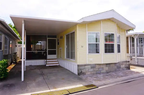 21145 Lazy Days Circle, LUTZ, FL 33558