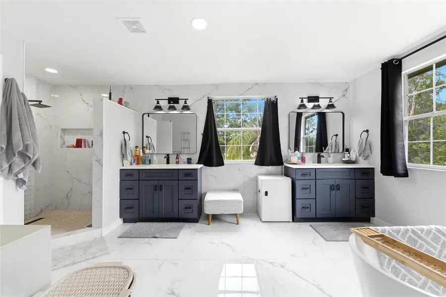 19003 Cedar Lane, Lutz, FL 33548 - #2