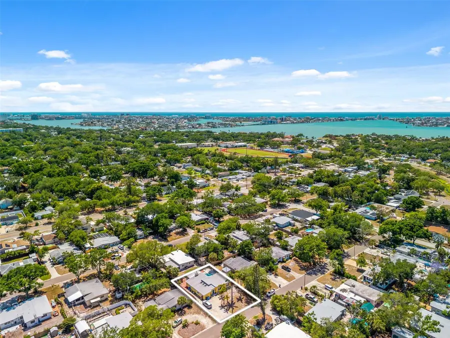 7300 11th Avenue N, Saint Petersburg, FL 33710 - #2