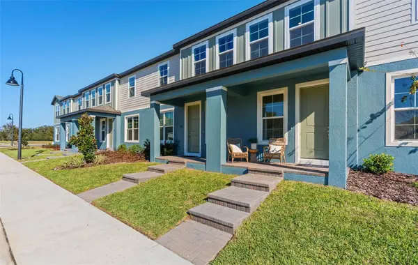 640 Emerald Grove Drive, APOPKA, FL 32703