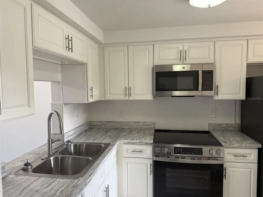 4413 Sunstate Drive, New Port Richey, FL 34652 - #3