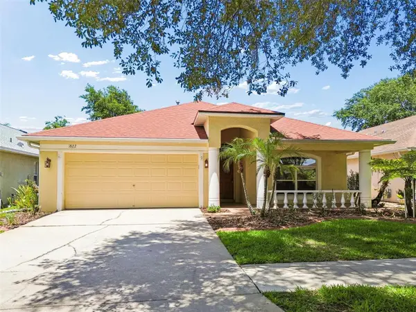 1822 Greystone Heights Drive, VALRICO, FL 33594