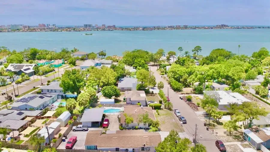 411 Pleasant Street, Clearwater, FL 33755 - #2