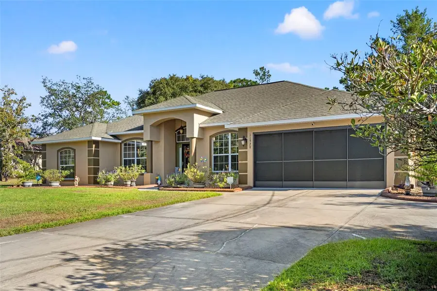 11929 Osprey Avenue, Weeki Wachee, FL 34614 - #3