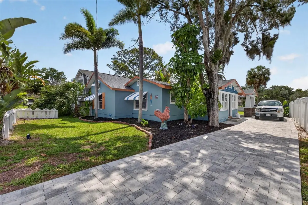 6202 River Road, New Port Richey, FL 34652 - #1