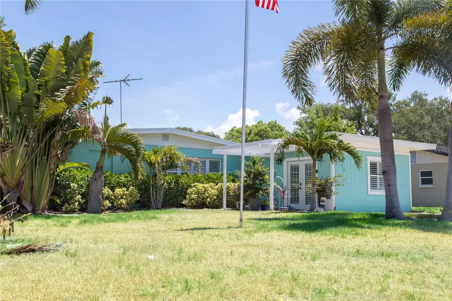 136 Maryland Avenue, Palm Harbor, FL 34683 - #2
