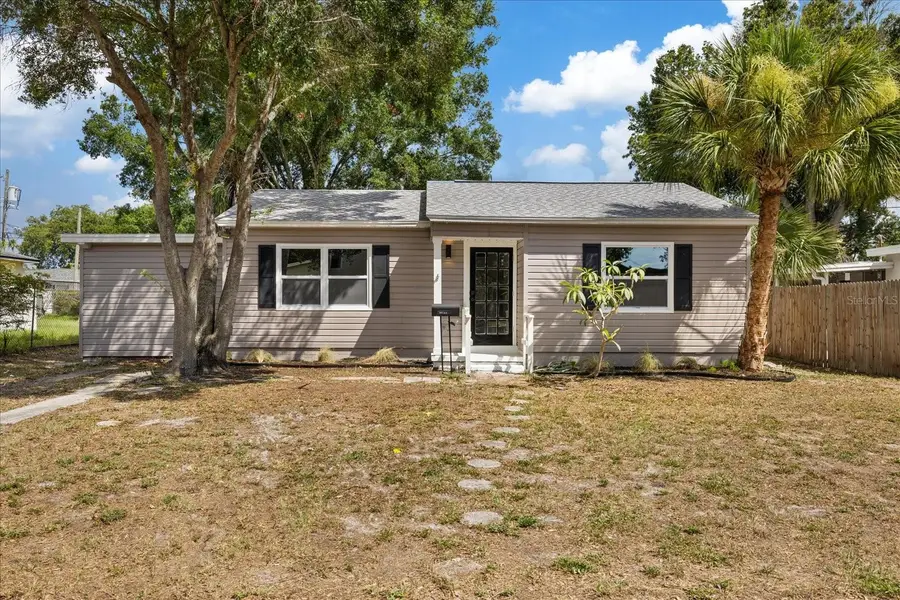 8211 Diagonal Road N, Saint Petersburg, FL 33702 - #2