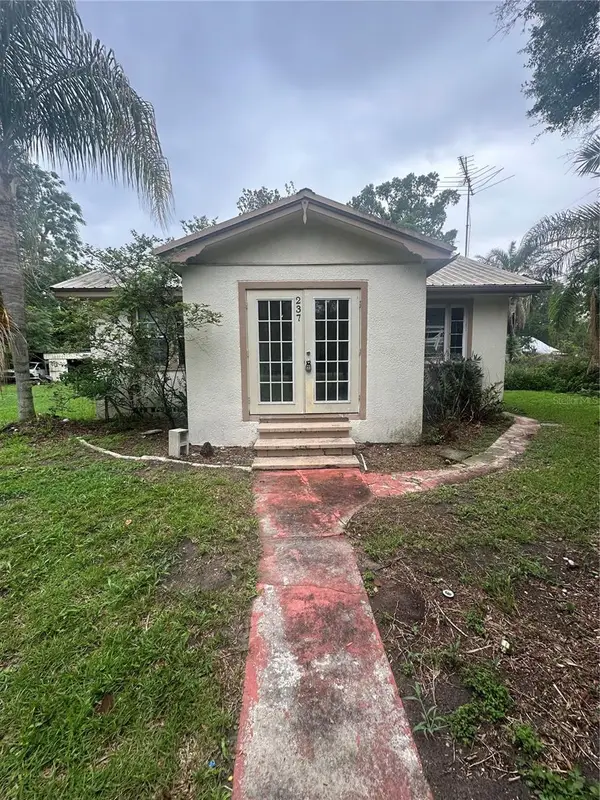237 Broad Street, MASARYKTOWN, FL 34604
