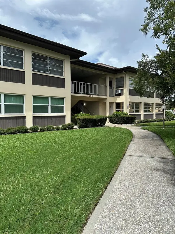 4826 Marine Parkway #202, NEW PORT RICHEY, FL 34652