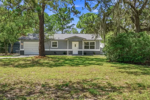 10380 Golden Avenue, WEEKI WACHEE, FL 34613