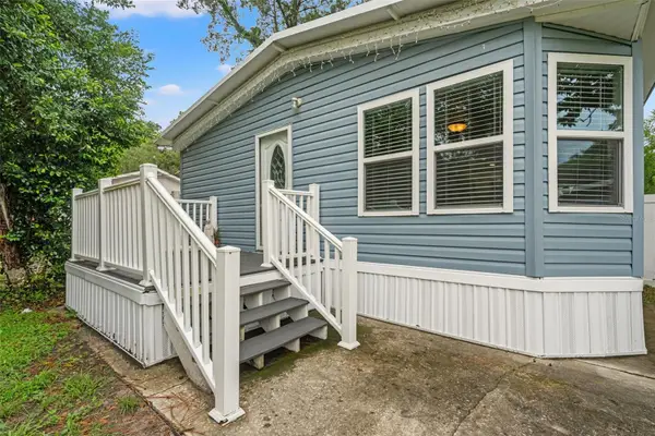 237 Monroe Avenue, BROOKSVILLE, FL 34604