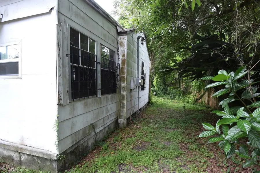 1422 W Humphrey Street, Tampa, FL 33604 - #3