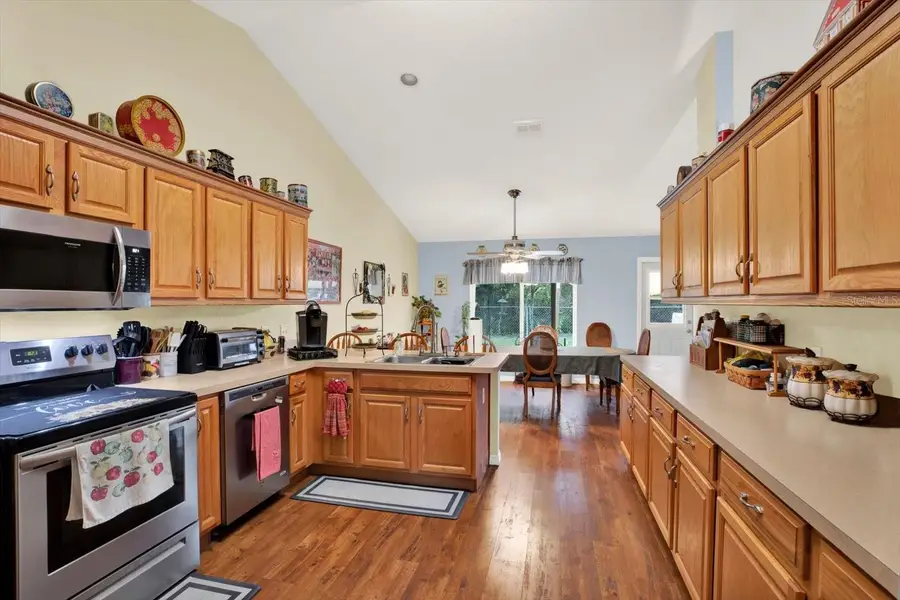 9086 Manchester Street, Spring Hill, FL 34606 - #3