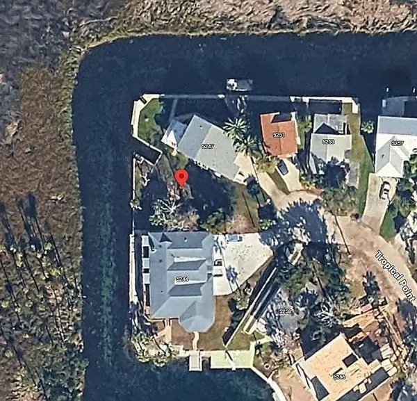 5243 Tropical Point, WEEKI WACHEE, FL 34607