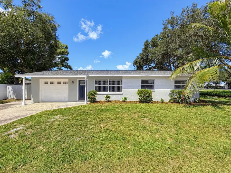 14998 Mockingbird Lane, Clearwater, FL 33760 - #2