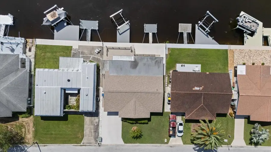 4933 Shell Stream Boulevard, New Port Richey, FL 34652 - #2