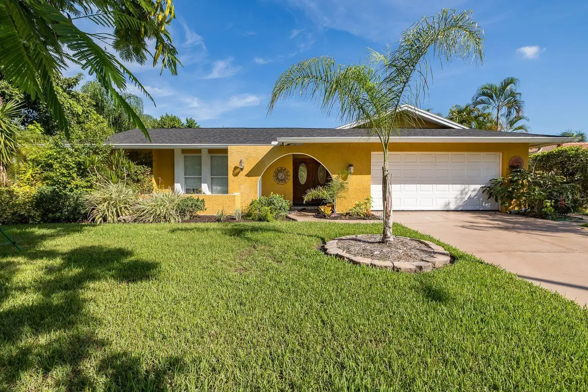 11555 Pine Street, Seminole, FL 33772 - #1
