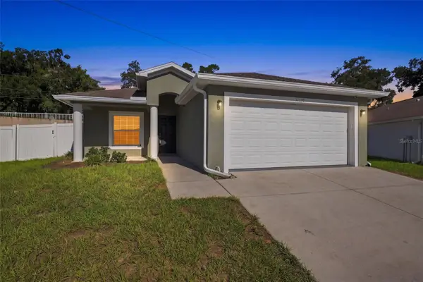 37150 Highland Bluff Circle, DADE CITY, FL 33523